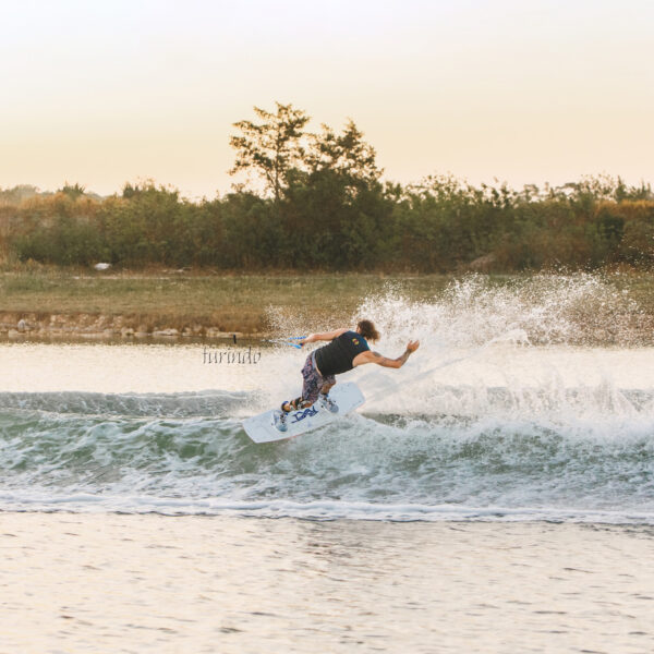 RONIX ロニックス ウェイクボード RXT BLACKOUT ブラックアウト - 画像 (8)